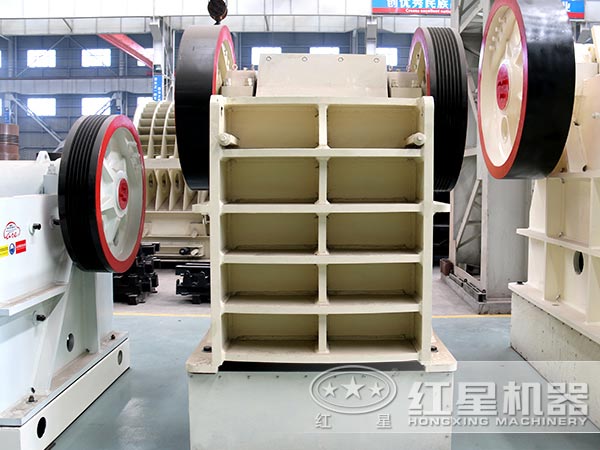 顎式破碎機 顎式破碎機