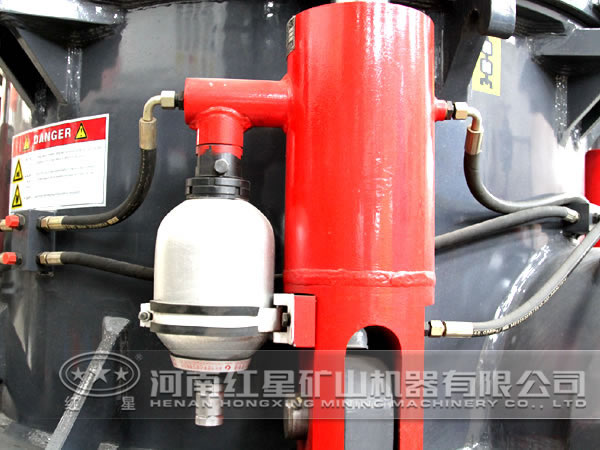 圓錐破碎機(jī) 圓錐破碎機(jī)