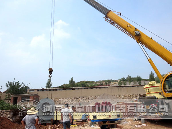 紅星磨粉機安裝現場
