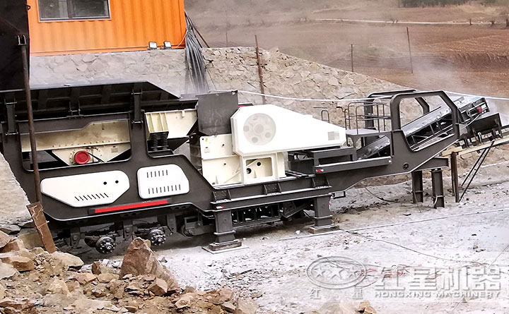 顎式移動式破碎機設備實拍