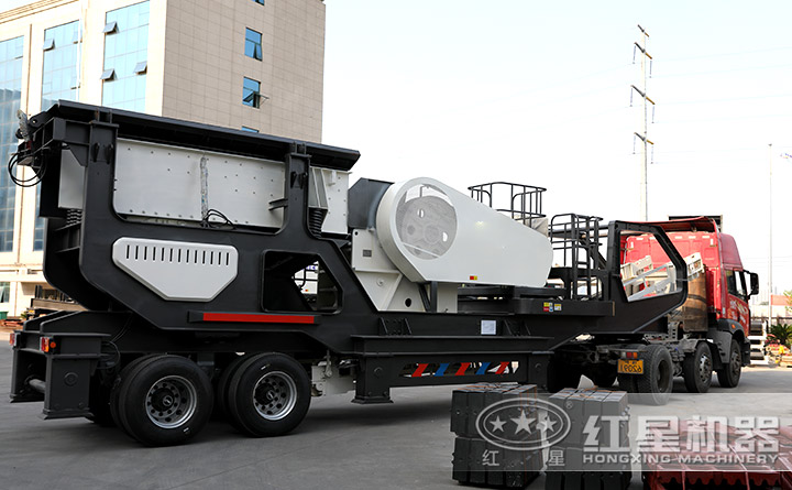 移動石子破碎機發(fā)貨圖