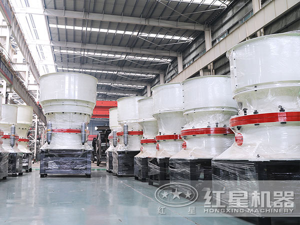 花崗巖圓錐破碎機(jī)設(shè)備實(shí)拍