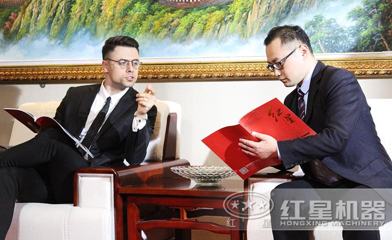 用戶了解設備詳情，確定合作意向