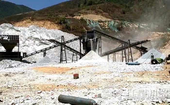 走進(jìn)現(xiàn)場，近看機器