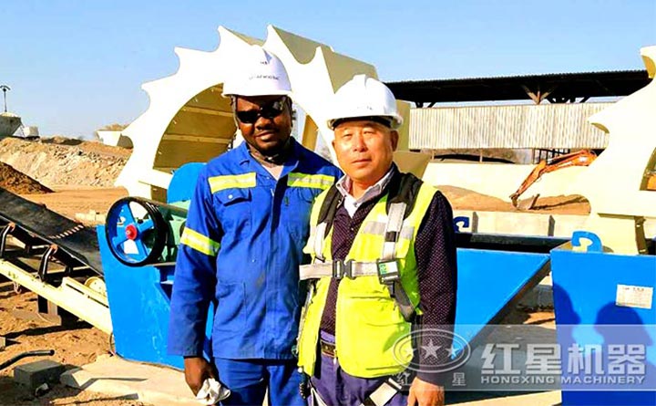 紅星售后人員與客戶合照