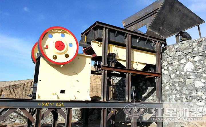 時產400噸破碎線設備之HD110顎破