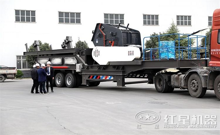 輪胎式建筑垃圾移動(dòng)破碎機(jī)正在發(fā)貨中