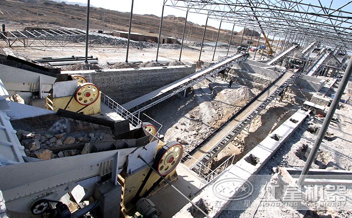 日產(chǎn)2000噸河石制砂機(jī)生產(chǎn)線全景