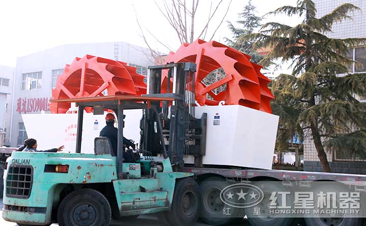 紅星大型洗沙設備裝車發貨現場