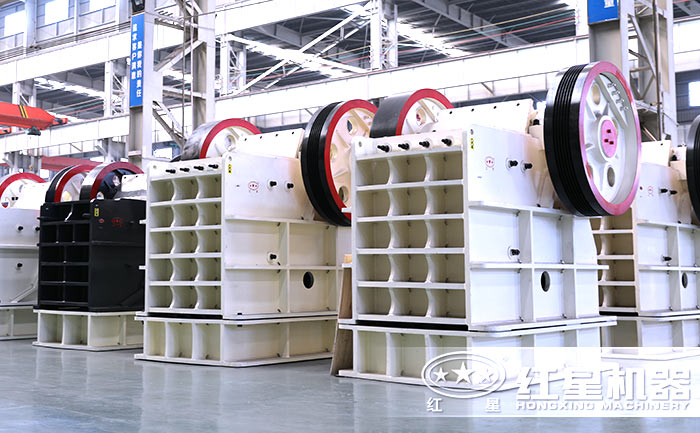 鄂式破碎機設備實拍