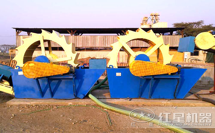 山砂洗砂機現(xiàn)場