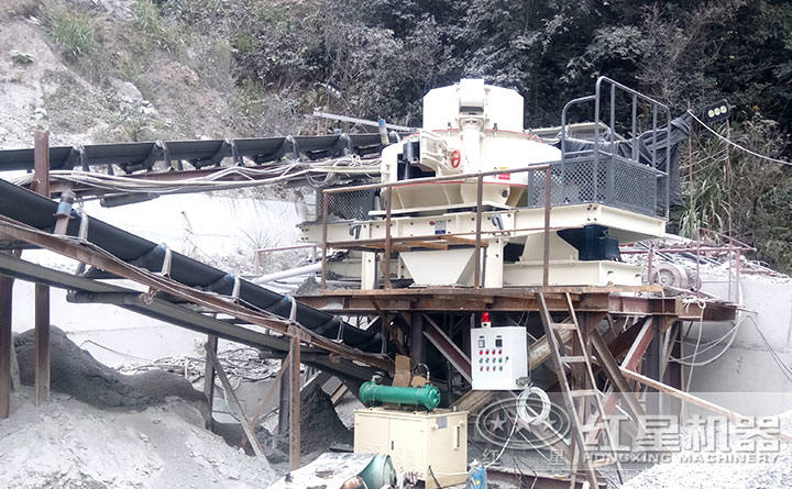 制砂機打砂現(xiàn)場