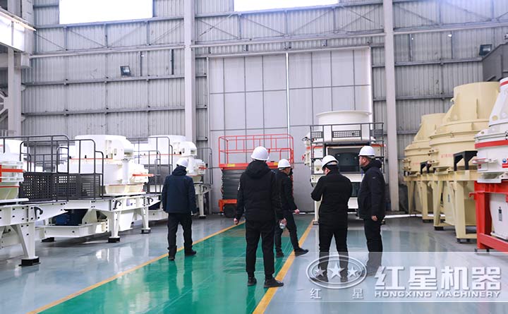 客戶參觀紅星廠區(qū)