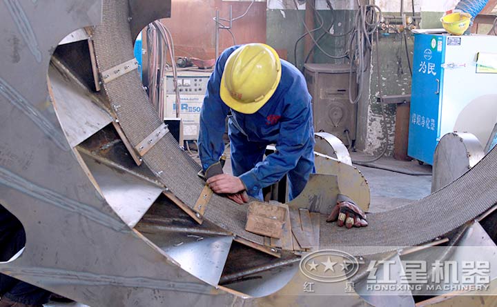 匠心鑄造設(shè)備，紅星洗砂機(jī)生產(chǎn)車間展示