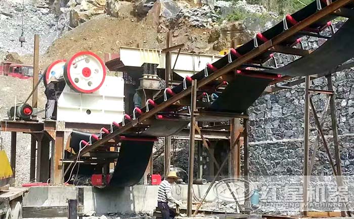 印尼砂石料生產(chǎn)現(xiàn)場