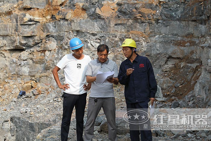 紅星技術(shù)經(jīng)理輔助建場