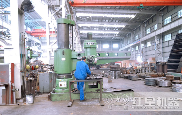 紅星機(jī)器石料加工設(shè)備生產(chǎn)車間
