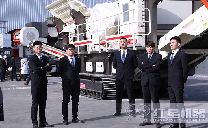 流動鄂式破碎石子機廠區