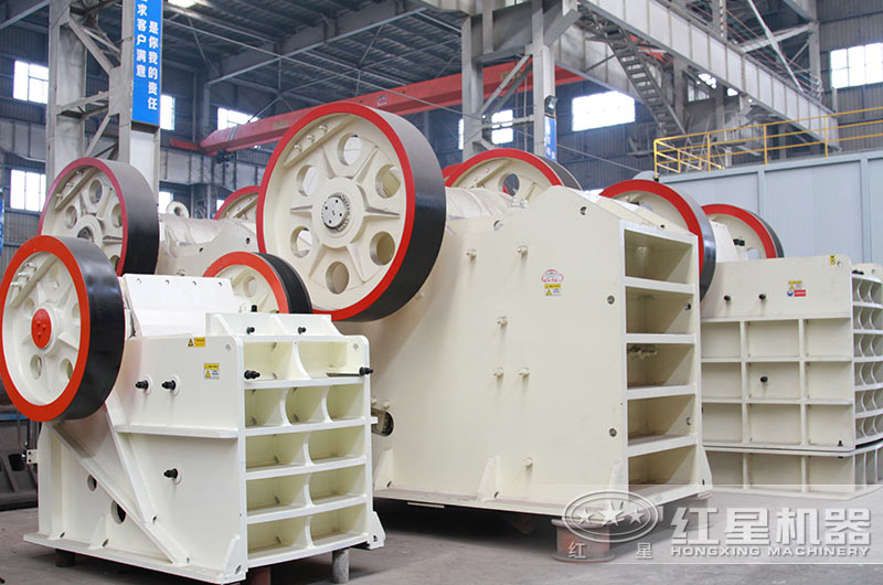 顎式破碎機車間實拍圖